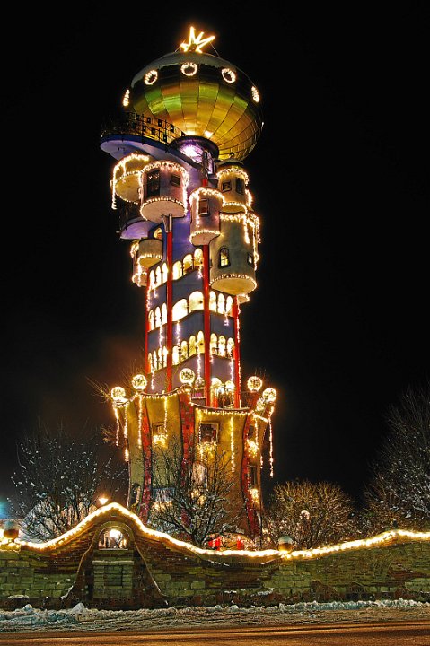 Hundertwasserturm_Weihnachten_IMGP2384_2 Kopie2.jpg - Kuchlbauer's Hundertwasserturm, Abensberg zur Weihnachtszeit